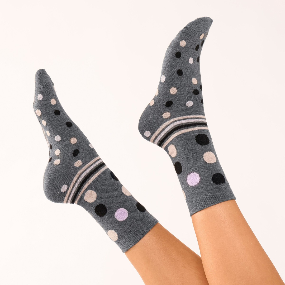 Jednofarebné a bodkované ponožky, 4 páry assort 39 42