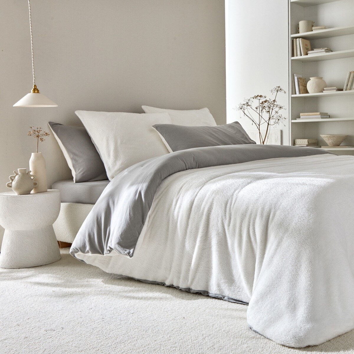Fleecová obojstranná posteľná bielizeň, hebká na dotyk sivá obliečka na vank. 50x70cm