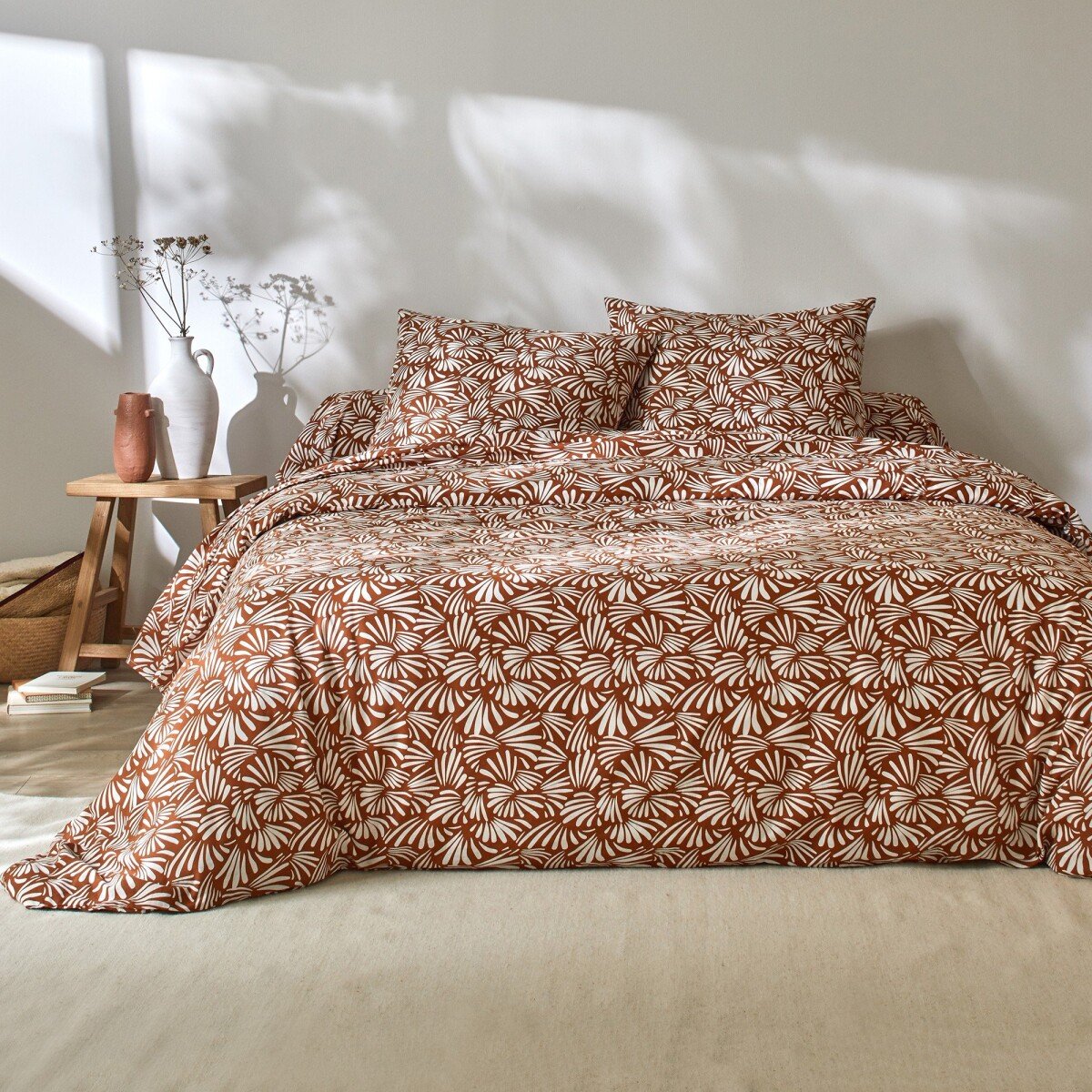 Bavlnená posteľná bielizeň Vick s grafickým dizajnom karamelová obliečka na valček 85x185cm