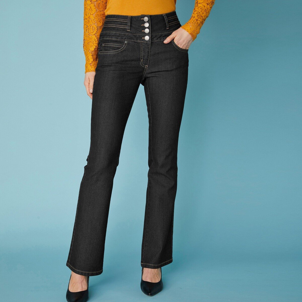 Bootcut džínsy s vysokým pásom, vnútor. dĺžka nohavíc 75 cm čierna 42